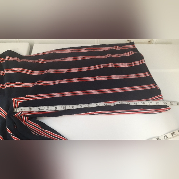 Very soft and flowy Bobbie Brooks jumpsuit - size medium - Picture 8 of 9